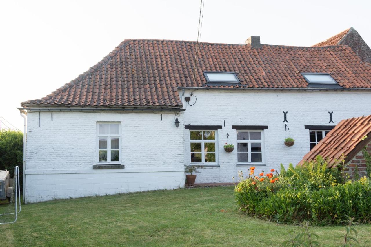 La Bergerie Chambre D'Hotes Leuze-en-Hainaut Exteriör bild